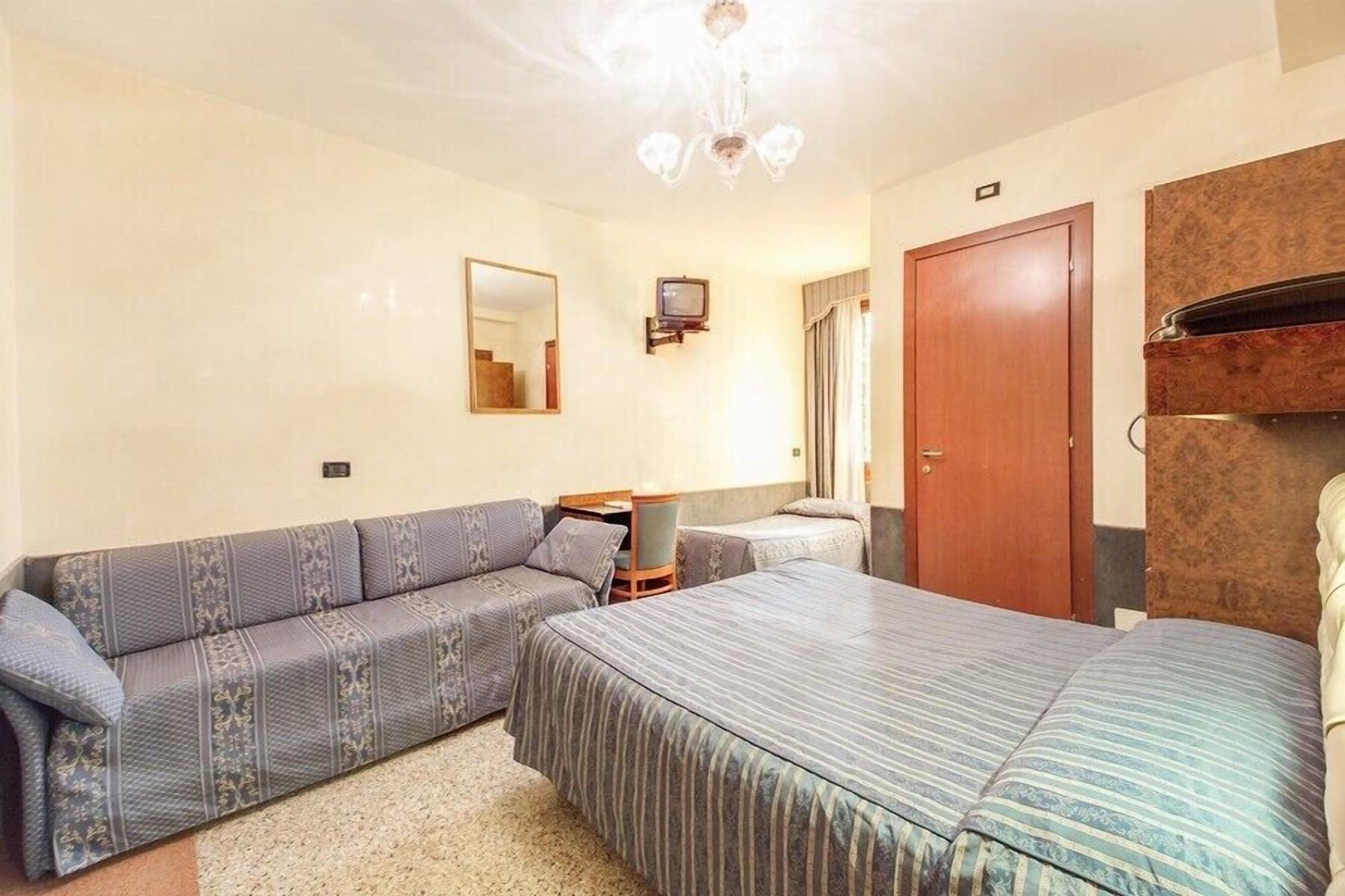 Hotel Atlantide